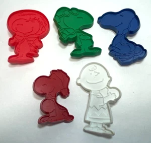 5er Set Vintage Hallmark Erdnüsse Ausstechformen - Charlie Brown & 4 Snoopy - Bild 1 von 5