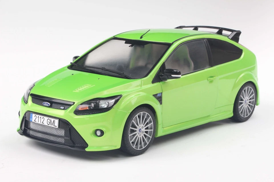 SÓLIDO 1813101 MINIATURA FORD FOCUS RS MK2 ULTIMATE VERDE METÁLICO 2009 1/18 - Imagen 1 de 1