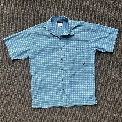 Patagonia Puckerware Blue Seersucker Plaid Button Shirt Men's Medium - Image 1 of 4