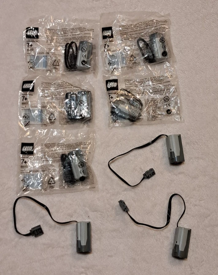 8x LEGO  Power Functions M-Motor  ( 8883 )  - Bild 1 von 1