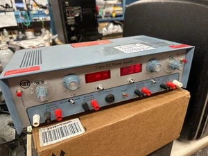 Viz WP-708A Triple DC Power Supply - Zdjęcie 1 z 4