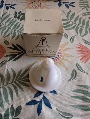 Afilador de velas vintage Biedermann & Sons afeitadora blanca etiqueta de precio original nueva en caja Foto 1 de 3