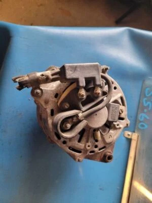 87 88 89 ALTERNADOR CARAVANA 90 AMP 4 RANURAS POLEA BOSCH 107715 Foto 1 de 3