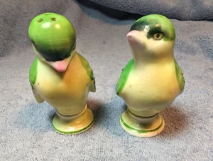 Vintage Green Bird Salt and Pepper Shakers Japan  3” - Picture 1 of 12