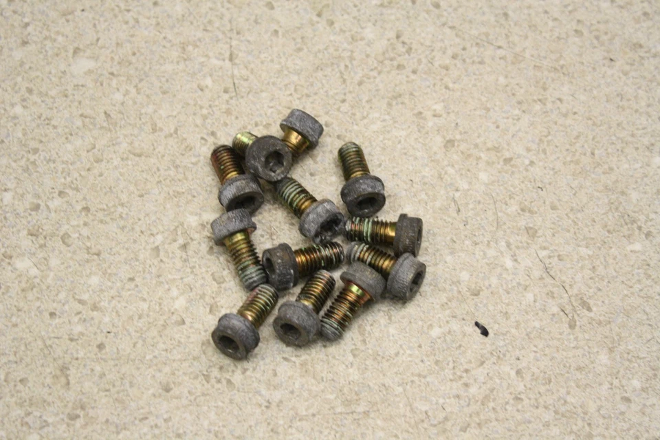 Ducati Monster M600 2003 oscuro freno delantero rotor accesorios pernos Foto 1 de 1