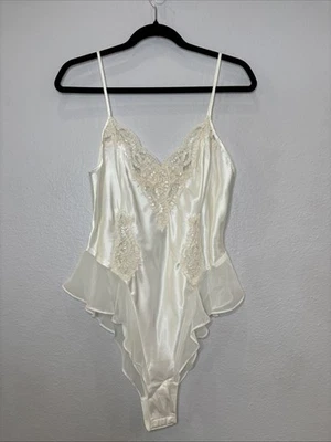 Vintage NEW Victoria's Secret Lingerie Teddy - Ivory Sequin Lace 90s - Sz Medium - Image 1 of 4