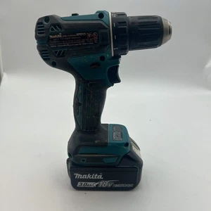 Destornillador de impacto Makita XDT13 azul usado - Imagen 1 de 4