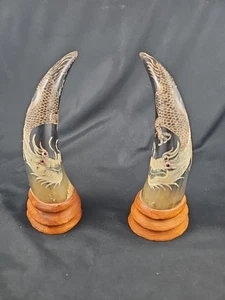 Paar verzierte Büffelhörner handgeschnitzt Vintage asiatisches Drachen Design - Bild 1 von 8