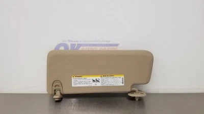 19 DODGE RAM 3500 SUN VISOR RIGHT PASSENGER TAN NON ILLUMINATED - Image 1 of 4