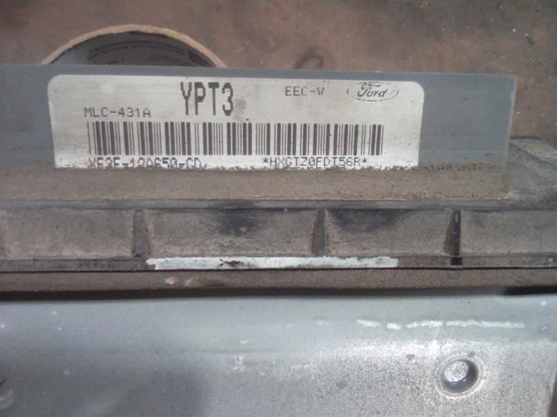 Engine ECM Electronic Control Module Fits 99-00 LINCOLN CONTINENTAL 521504 - Image 1 of 1