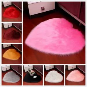 Plush Rug Faux Fur Fluffy Heart Shape Floor Carpet Mat Non Slip Small 40X50cm - Picture 1 of 24