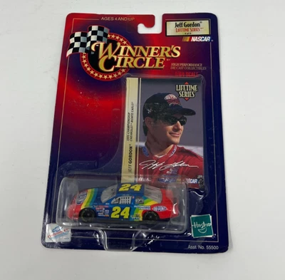 Jeff Gordon 1999 Winners Circle Dupont NASCAR escala 1:64 diecast #24 Foto 1 de 4