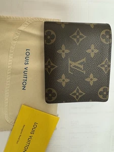 Louis Vuitton Men's Wallet - Picture 1 of 8