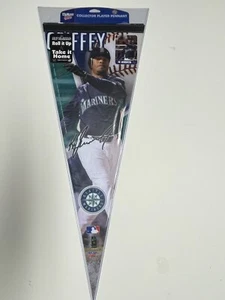 Griffey Jr  Wincraft Pennant Mint Condition! New - Picture 1 of 3