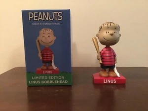 2022 Peanuts Linus bobblehead SGA RED SOX THEME NIGHT  FENWAY PROMOTION - Picture 1 of 8