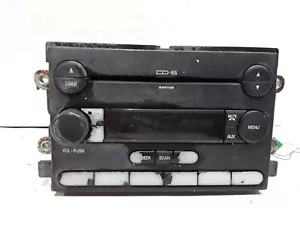 06 2006 Ford Freestyle AM FM 6 disc CD radio receiver OEM 6F9T-18C815-BA - Picture 1 of 3