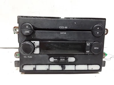 06 2006 Ford Freestyle AM FM 6 disc CD radio receiver OEM 6F9T-18C815-BA  - Image 1 of 3