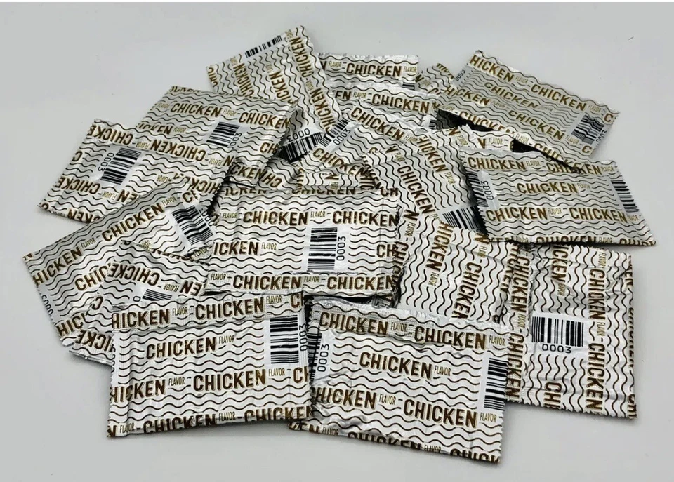 ¡Lote de 100! Paquetes/paquetes de condimentos NISSIN Top sabor pollo ramen SIN FIDEOS Foto 1 de 2