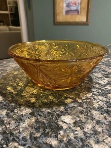 Amber Color Tiara Indiana Glass Bowl - Thanksgiving Vegetable Serving Bowl 8.5” - Bild 1 von 3