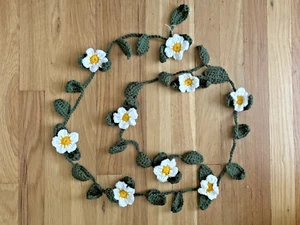 White Flower Green Leaf Garland 60" Handmade Crochet Door Window Dorm Decor - Picture 1 of 5