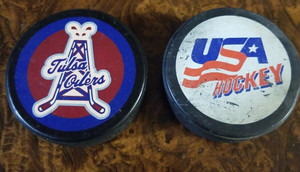2 VINTAGE ICE HOCKEY PUCKS USA, RARE TULSA OILERS PUCK