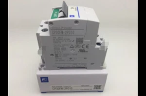 1pc FUJI CP30FM-2P010 Circuit protector free shipping - Picture 1 of 3