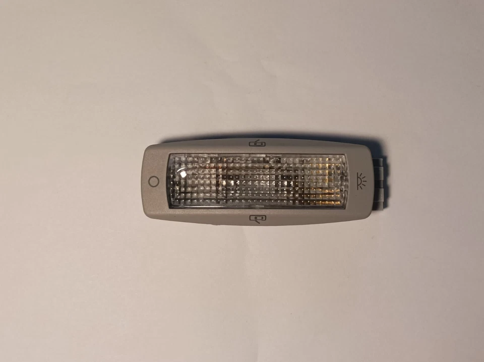 1999 - 2005 Volkswagen Golf Mk4 Dome Light Lamp Interior Upper Rear Left Right - Image 1 of 4