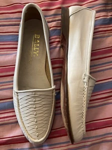 Bally Men’s 7.5 M Samba Ivory Leather Loafer Flats Casual Luxury Made In Italy - Picture 1 of 8