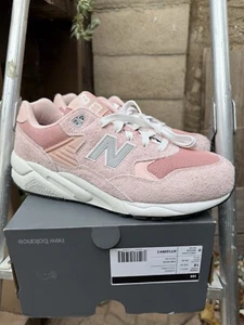 New Balance 580 Pink Sand Men’s Size 10 Casual Shoes MT580NV2 New - Picture 1 of 10