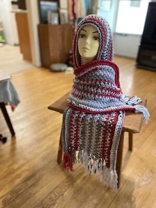 handmade crochet Hooded shawl / wrap Poppy - Picture 1 of 1