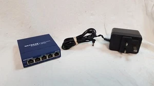 Netgear gs105 v5 5 Port Gigabit Ethernet Switch with Power Supply - Photo 1/13