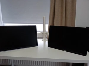 DUAL DELLBLACK MONITORS WITH SOLID ADJUSTABLE STRONG ARM - Picture 1 of 11