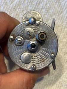 Vintage Pflueger Summit 1983M Baitcasting Fishing Reel - Picture 1 of 3