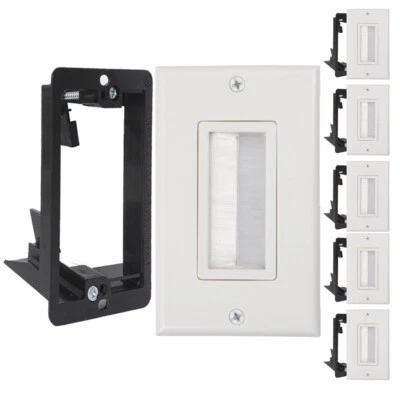 Brush Wall Plate Sinlge Gang Decora Insert with Wall Mounting Bracket for Cables - Image 1 of 4