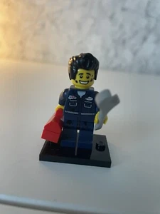 Genuine Lego Series 6 Mechanic Minifigure Complete With Baseplate - Picture 1 of 4