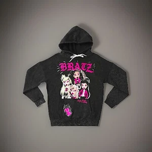 🔥Bratz Pullover Hoodiez XLarge BNWT🔥 - Picture 1 of 3