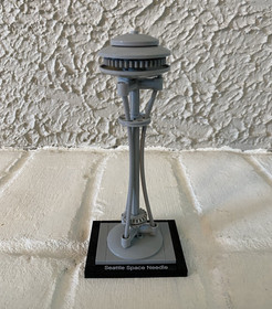 LEGO Architecture Seattle Space Needle 21003- INCOMPLETE