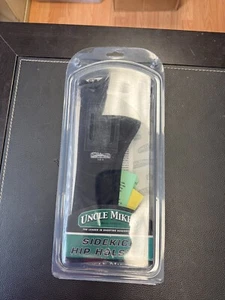 UNCLE MIKE'S Hip Holster Right Hand Black 6.5" Large Revolver 8108-1 - Picture 1 of 1