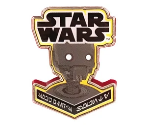 Star Wars Smuggler's Bounty Souvenir Pin Badge K2-SO Mint Rogue One K-2SO K2SO - Picture 1 of 1