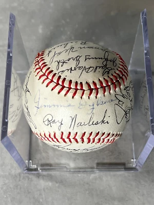 1959 Detroit Tigers Signed Baseball Al Kaline / Bunning / Kuenn / Maxwell - Image 1 of 4