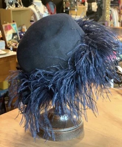 Cappello in lana con piume - Imagen 1 de 4