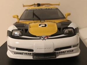 1:18 Corvette C5.R Grand Prix Of Texas 2000 Winner Andy Pilgrim & Ron Fellows - Picture 1 of 17