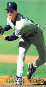 1994 Fleer Extra Bases Rookie Card Tim Davis Seattle Mariners #163 - Picture 1 of 2