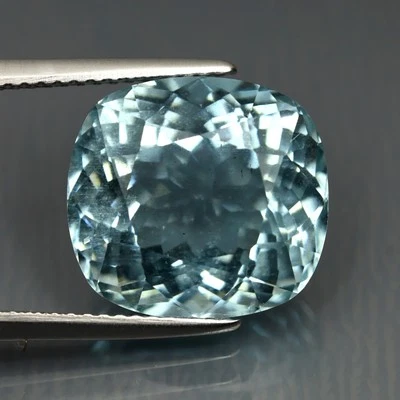 9.96 ct Cushion Cut (14 x 13 mm) Brazil Natural Sky Blue Aquamarine Gemstone - Image 1 of 2