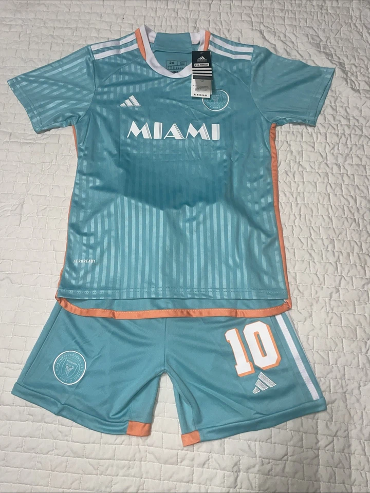 Camiseta/short ADIDAS Inter Miami FC terceira 2024 - Youth tamanho 24 AEROREADY NOVA MMXX - Imagem 1 de 4