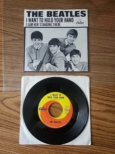 The Beatles 'I Want To Hold Your Hand' original 1964 7" picture sleeve ex cond - Picture 1 of 8