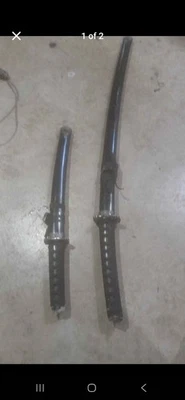 Juego de 2 espadas samurai japonesas Ghost of Tsushima Katana Tanto T10 acero afilado Foto 1 de 2