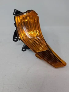 YAMAHA TMAX 2015-2016 FRONT LEFT TURN SIGNAL FLASHER LIGHT 59C-83310-10-00 OEM - Picture 1 of 4