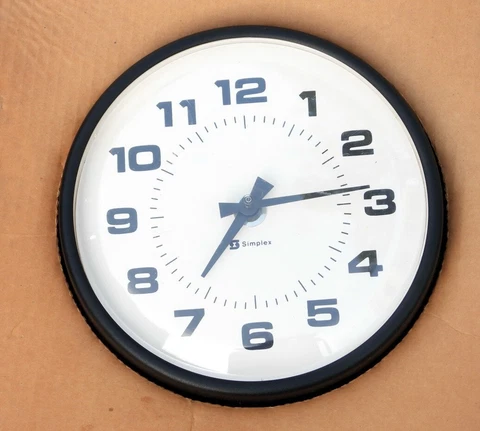 VINTAGE LARGE 10" SIMPLEX TIME RECORDER CO. ELECTRIC UHR CLOCK 24VDC QUARTZ -USA Cover