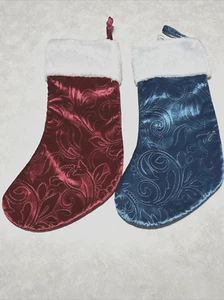 2 Weihnachtsstrümpfe, 18 Zoll, rot & blau/türkis, neu mit Etikett samtiges Gefühl. - Bild 1 von 2